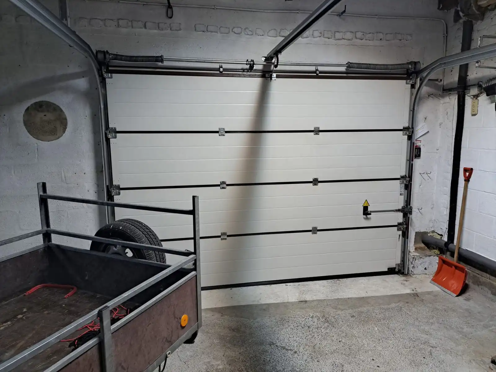 Landelijke driegevelwoning met garage en tuin foto 24