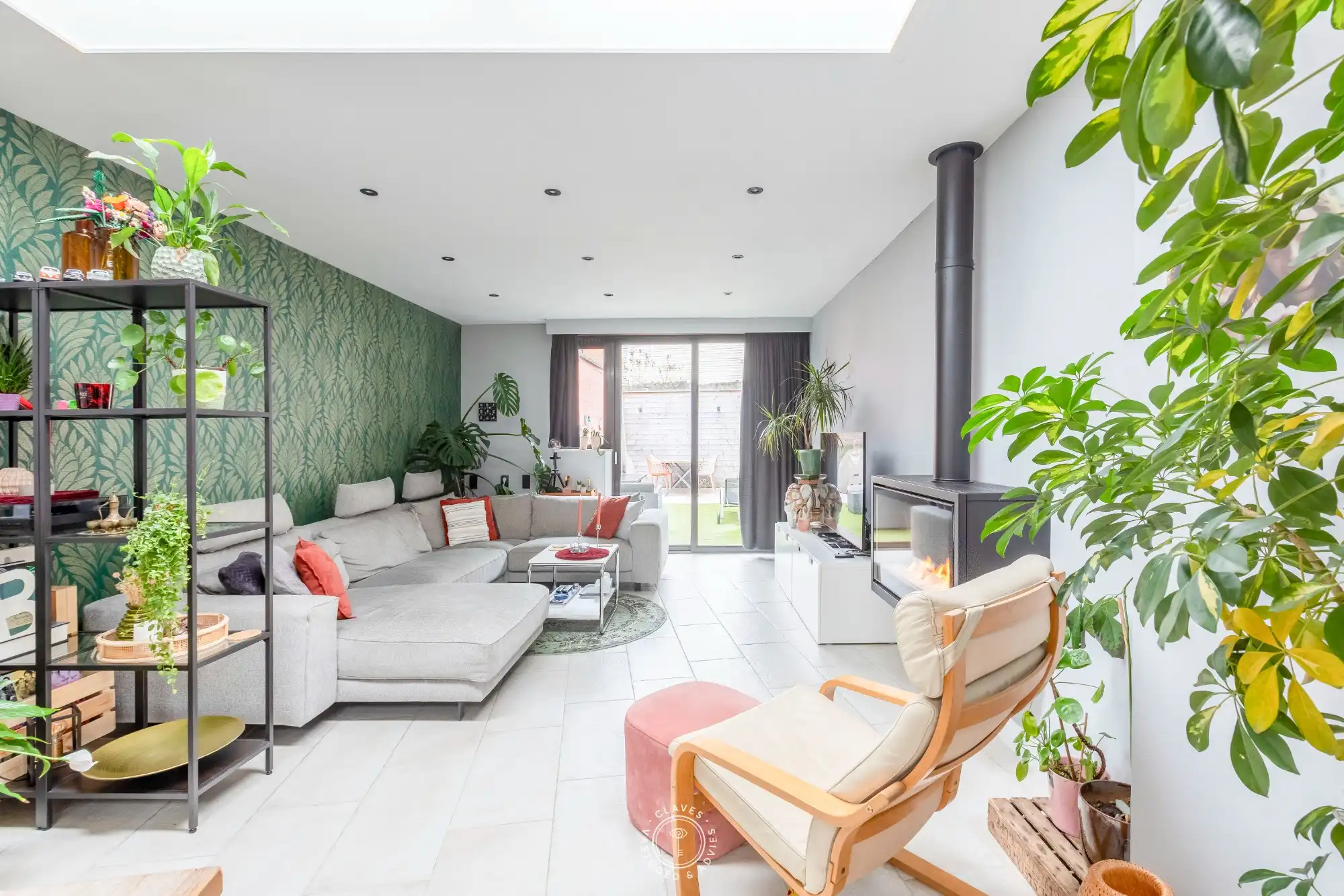 Verrassend ruime gezinswoning met 3 slaapkamers foto {{pictureIndex}}