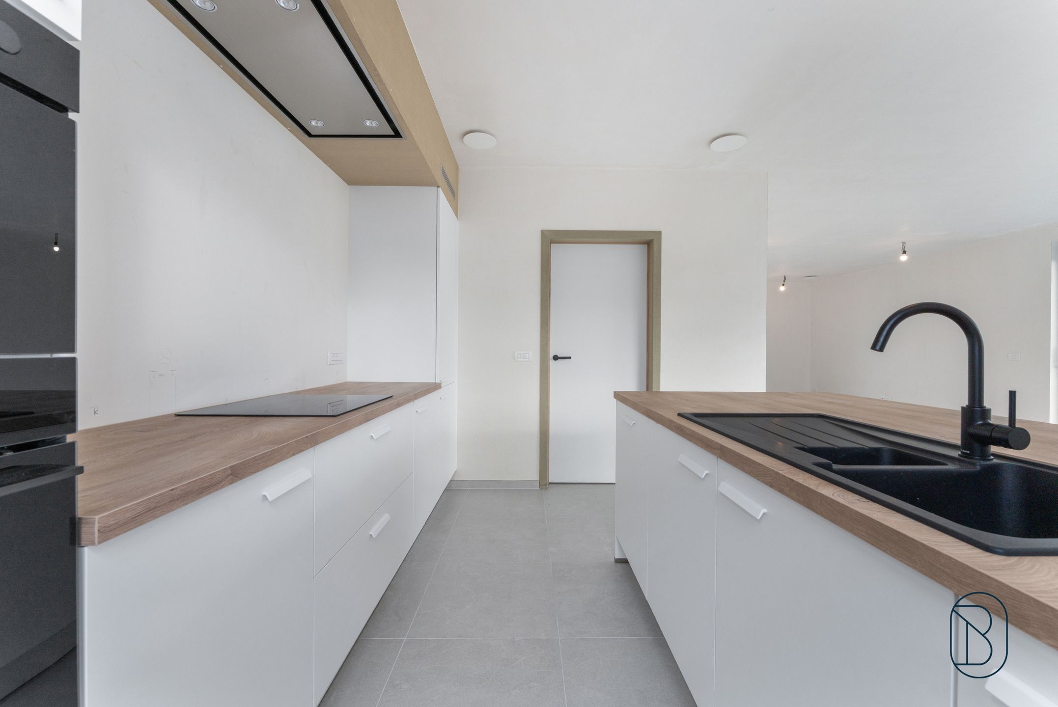 Nieuwbouwwoning met zonnepanelen, zuidgerichte tuin in Marke foto 14