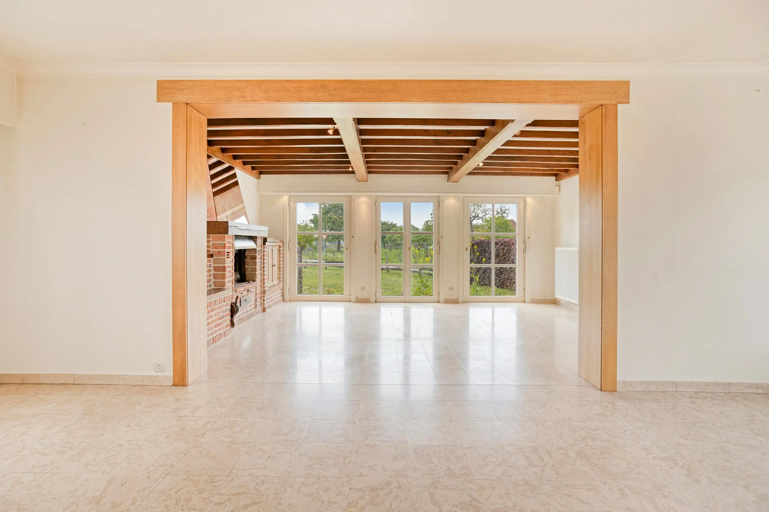 Huis met 3 slaapkamers op 2.287 m² grond te koop in Ursel!  foto 6