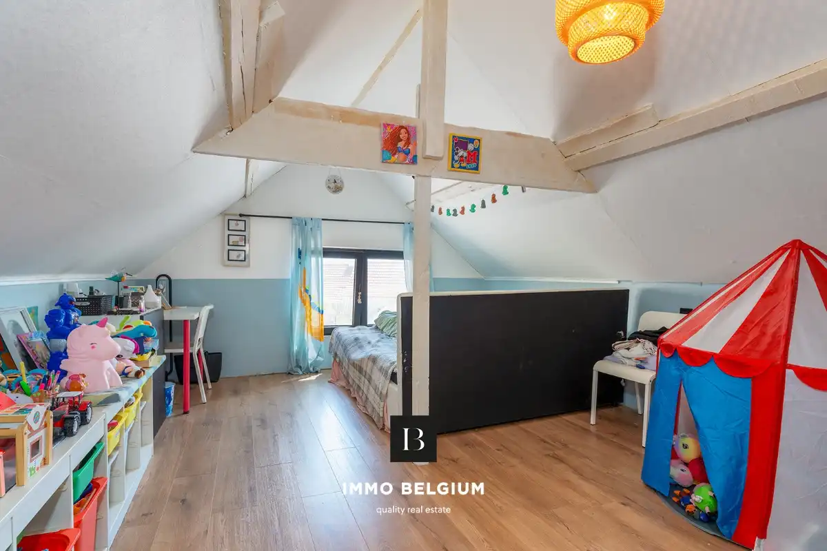 Gerenoveerde woning nabij het strand van de Vosseslag foto 13