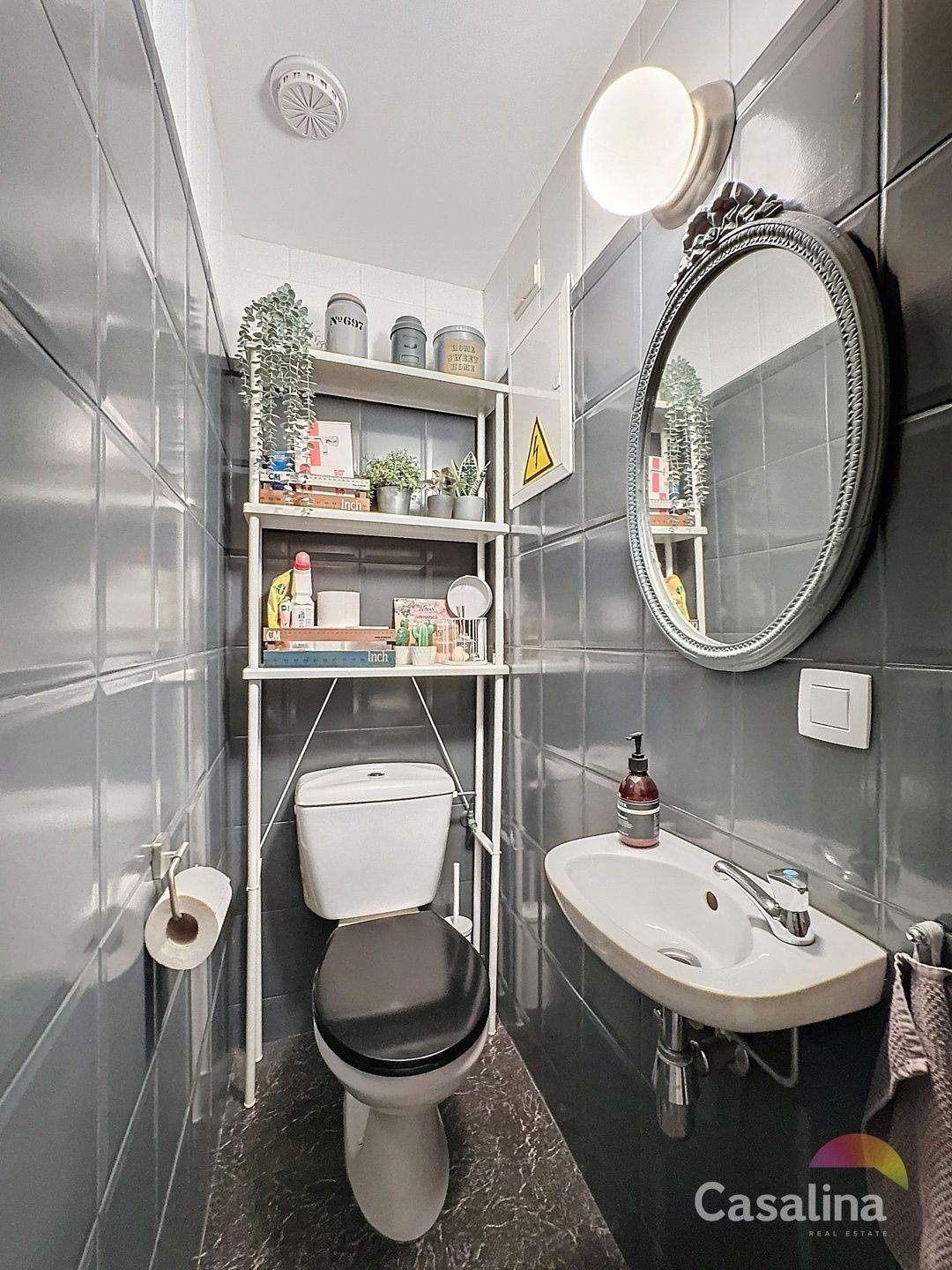Twee-slpk appartement in uitstekende staat +parking foto 16