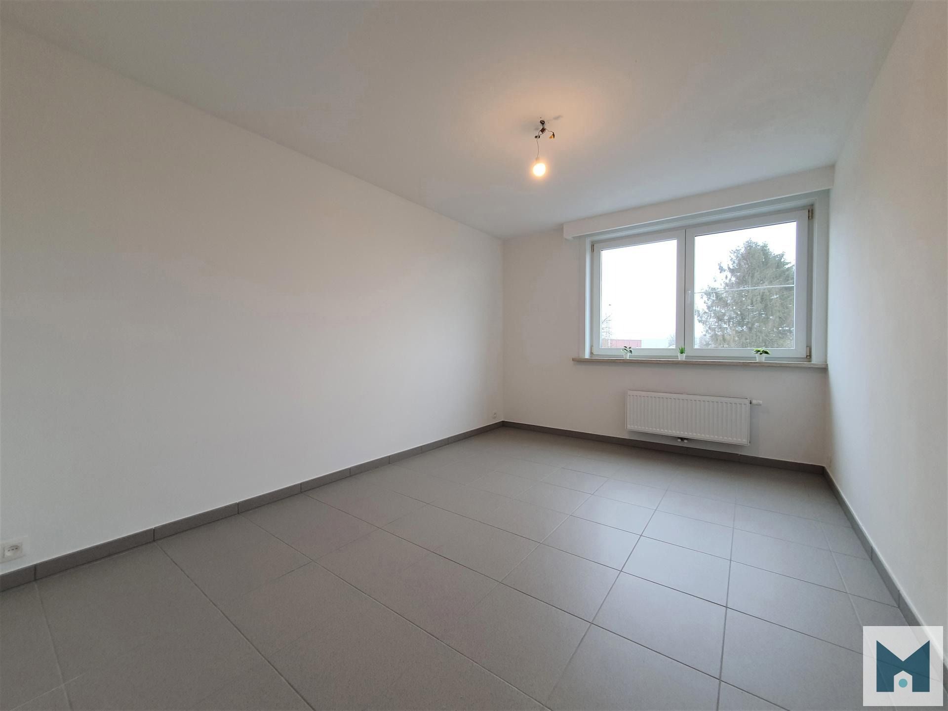 Ruim, modern appartement met 3 slpks te Buggenhout! foto 15