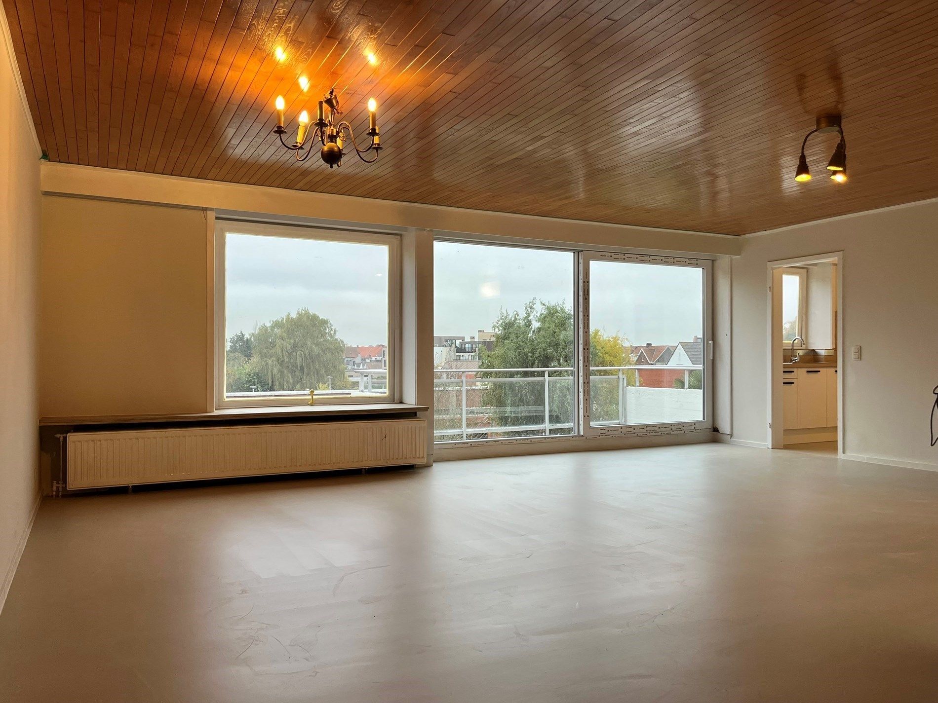 Appartement te koop in Roeselare!  foto 2