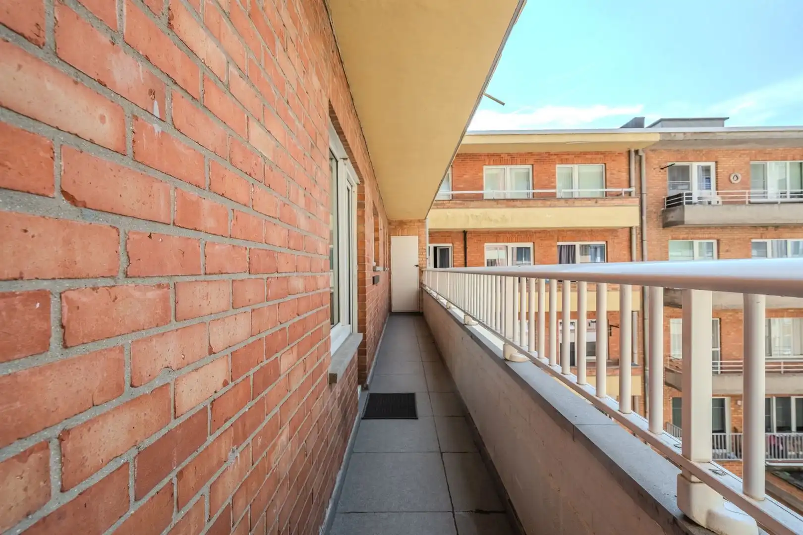 Ruim appartement met lateraal zeezicht in Residentie Rapallo foto 16