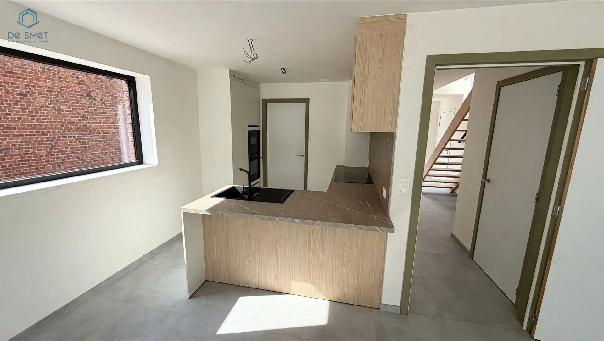 Instapklare nieuwbouwwoning met 4 slaapkamers, 2 badkamers en zonnige tuin foto 8