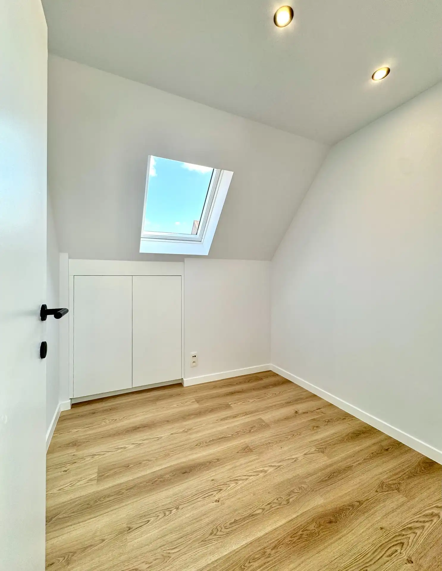 VOLLEDIG GERENOVEERDE WONING | TUIN | GARAGE | 294 M² foto 27