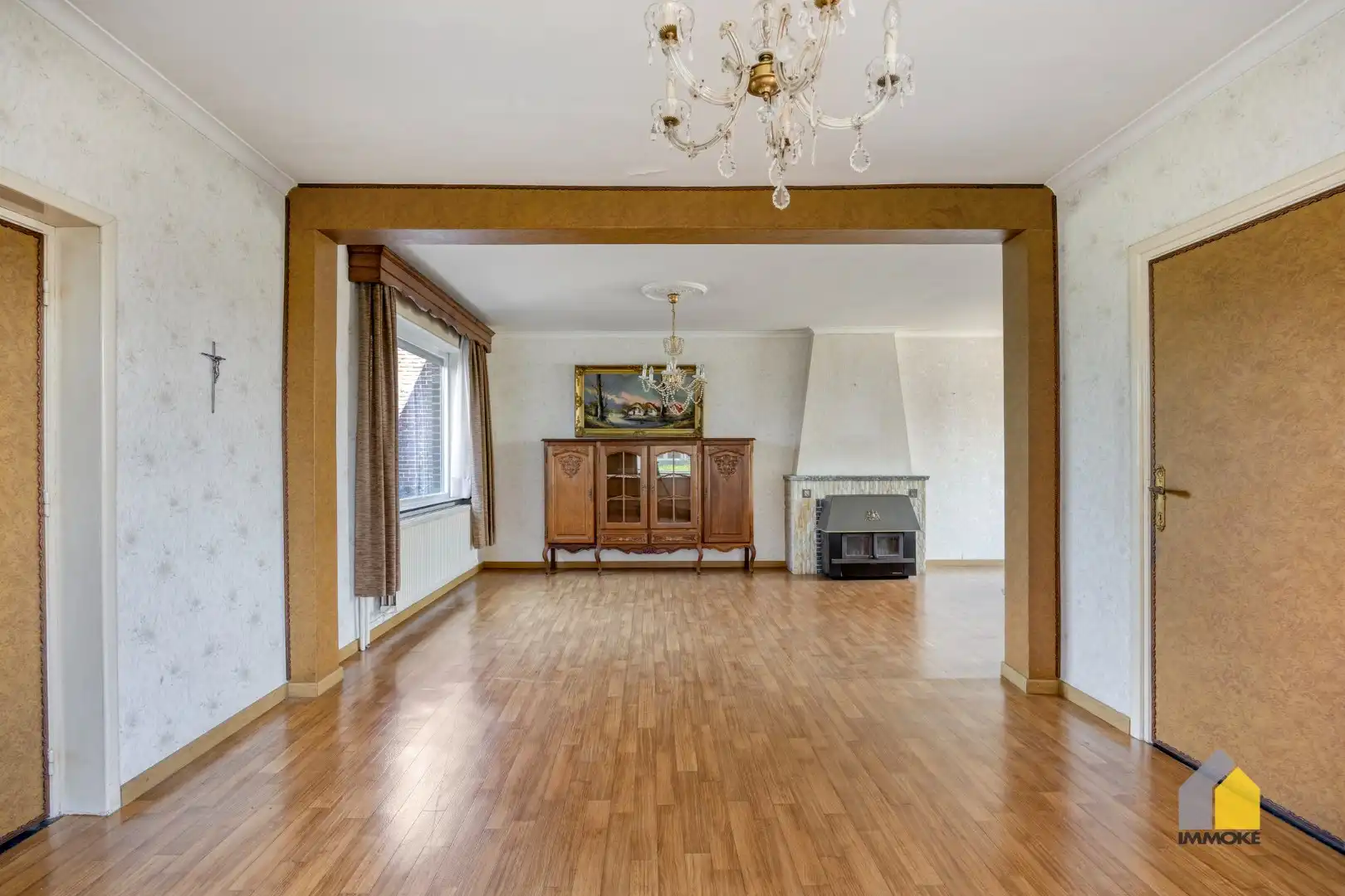 Karaktervolle, halfvrijstaande woning op 7a 31ca met aangrenzend weiland 16a 50ca. foto 4