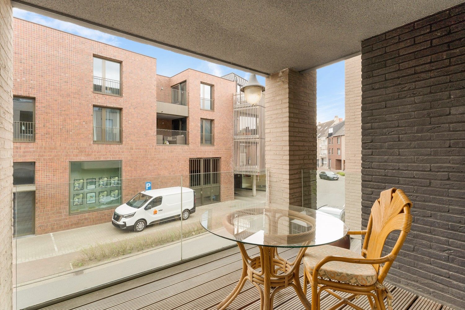 Diepenbeek centrum: Appartement met 2 slaapkamers, 2 terrassen, ruime berging en autostaanplaats in de kelder foto 7