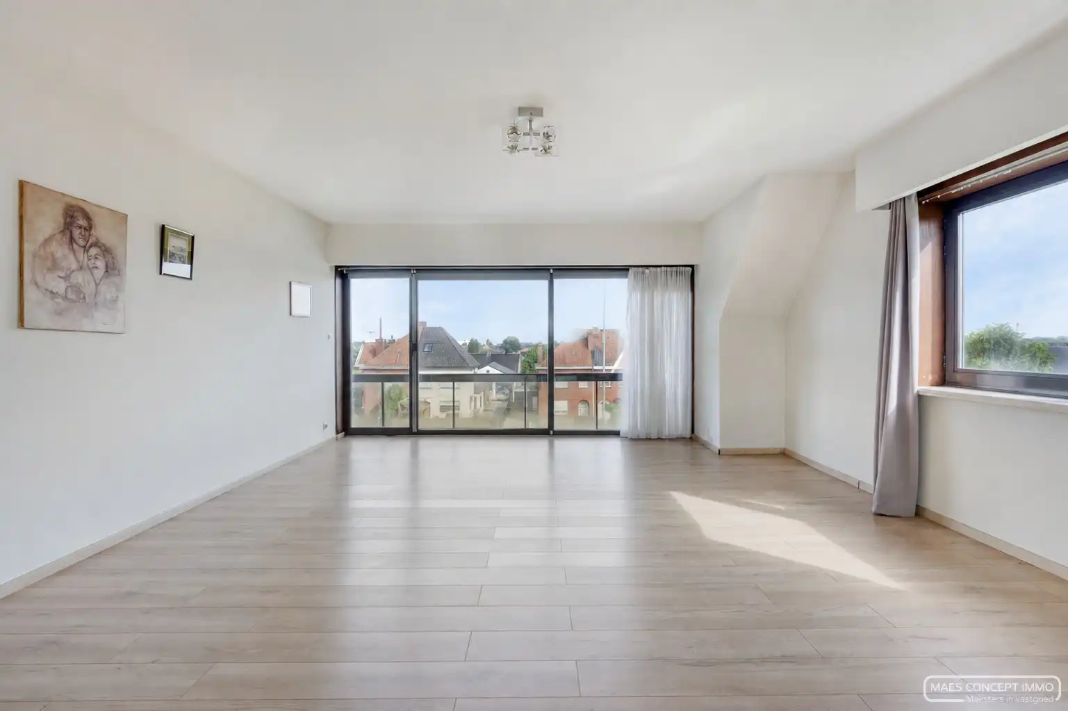Ruim handelspand met appartement te koop te Desselgem - Perfect voor ondernemers! foto 13