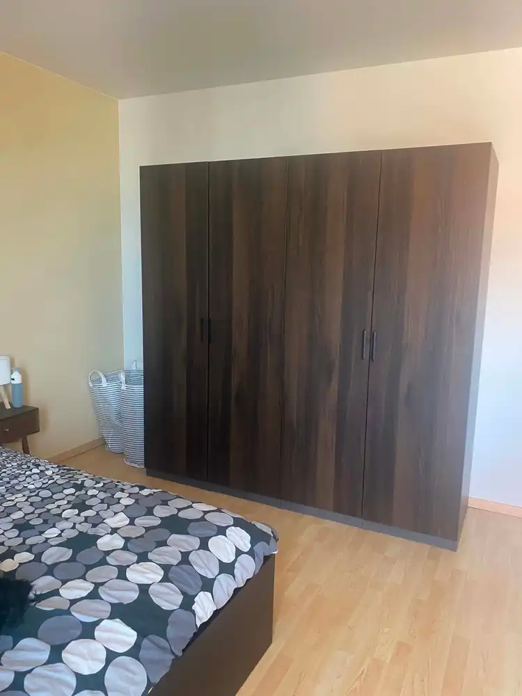 Ruim en centraal gelegen appartement met groot terras en 2 autostaanplaatsen foto 9
