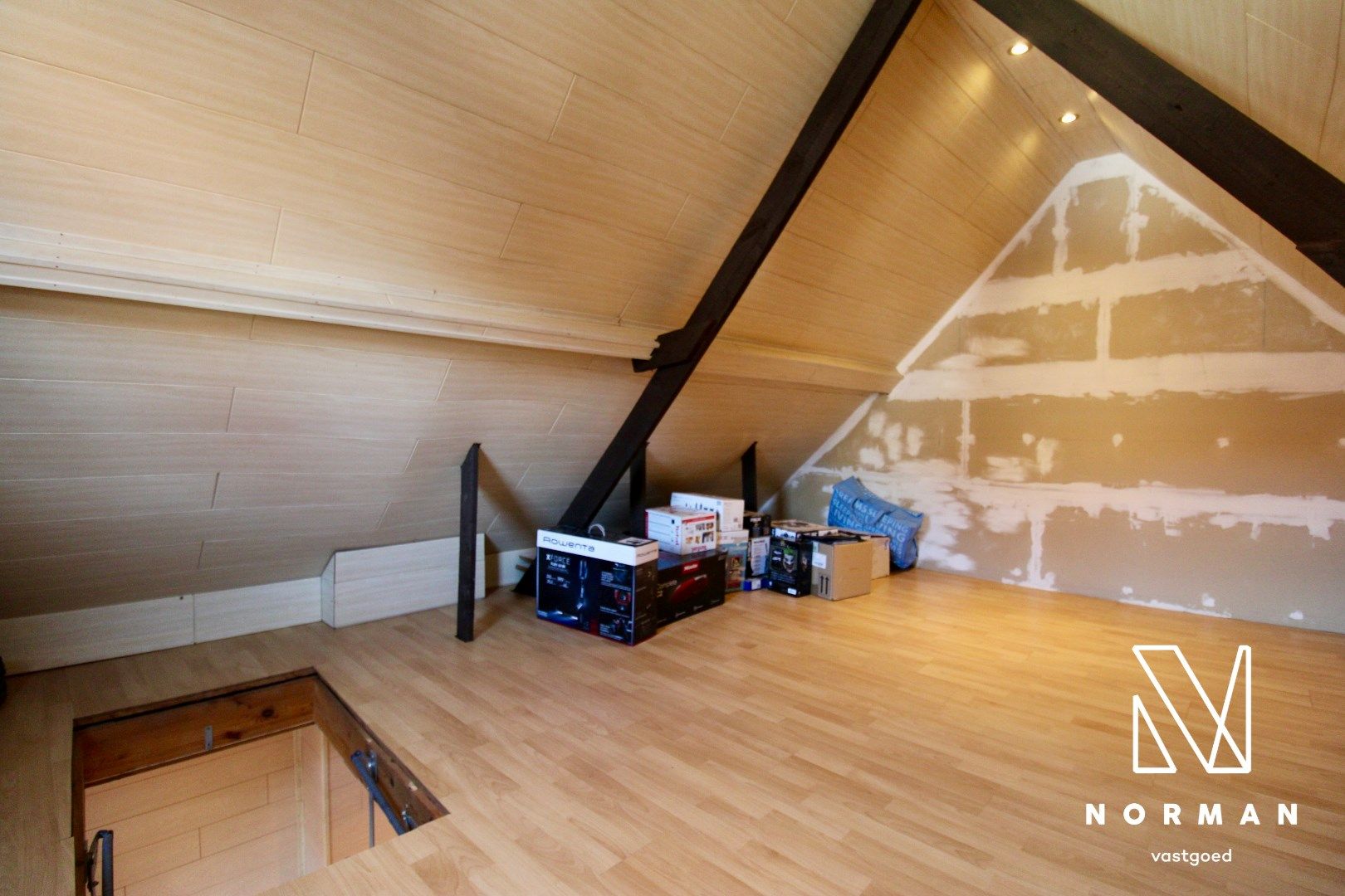 Instapklare woning in rustige straat te Rumbeke foto 15
