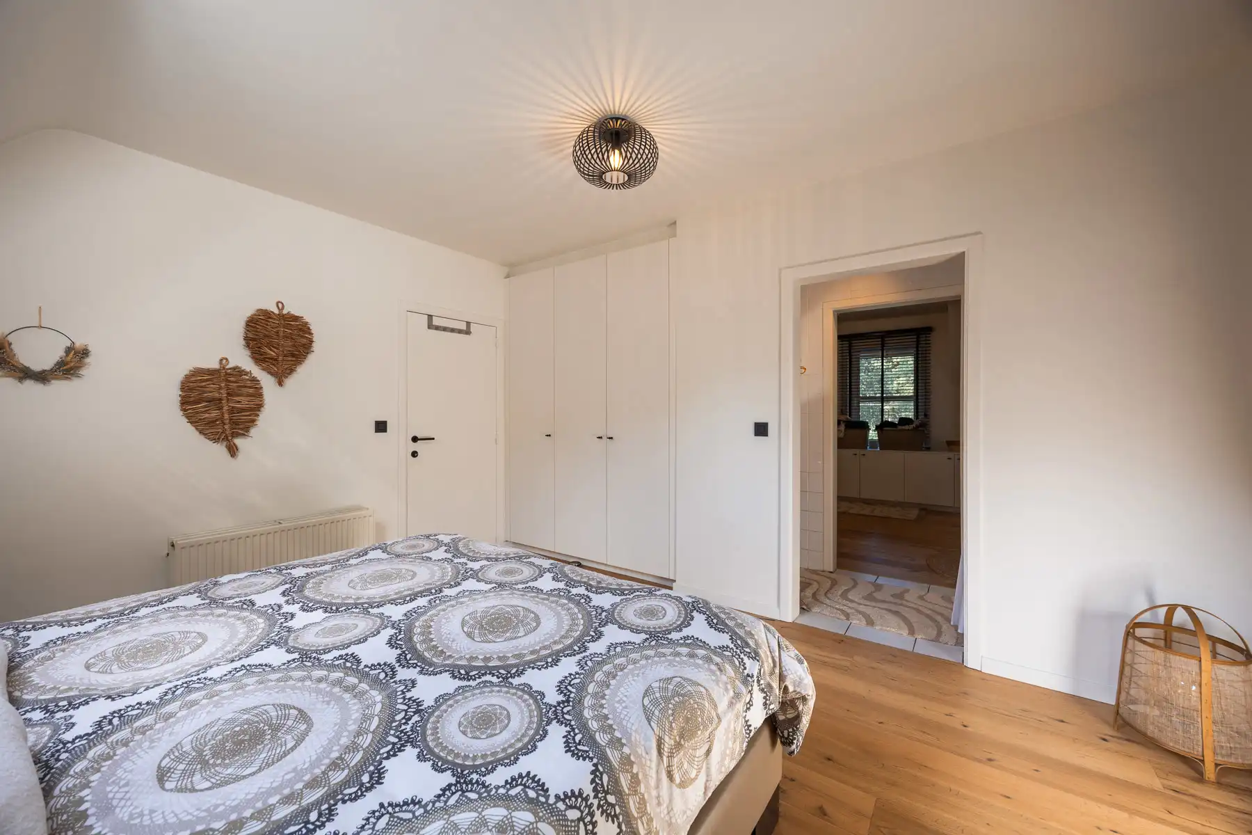 Royale villa met zwemvijver en polyvalent bijgebouw foto 12