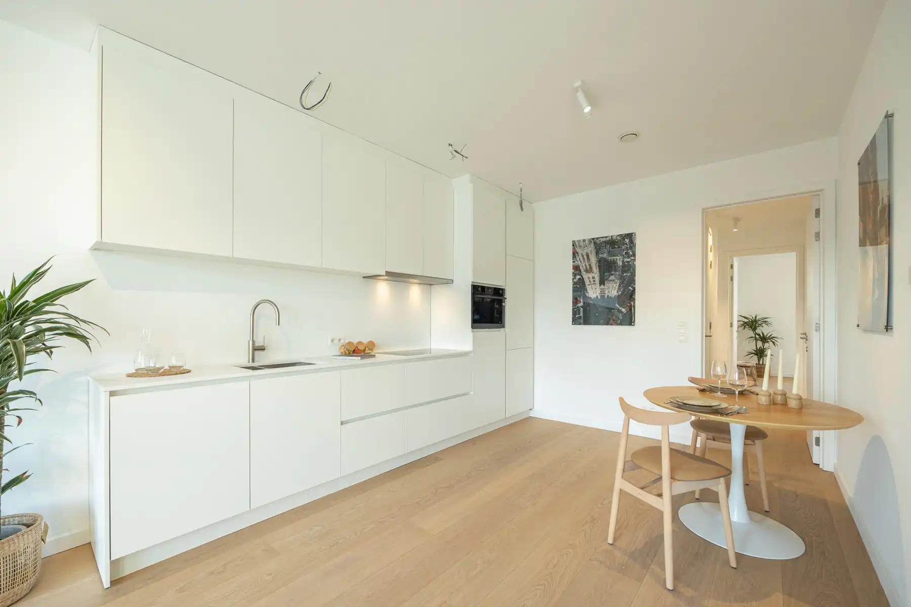 Stijlvol nieuwbouwappartement met terras in hartje Antwerpen foto 4