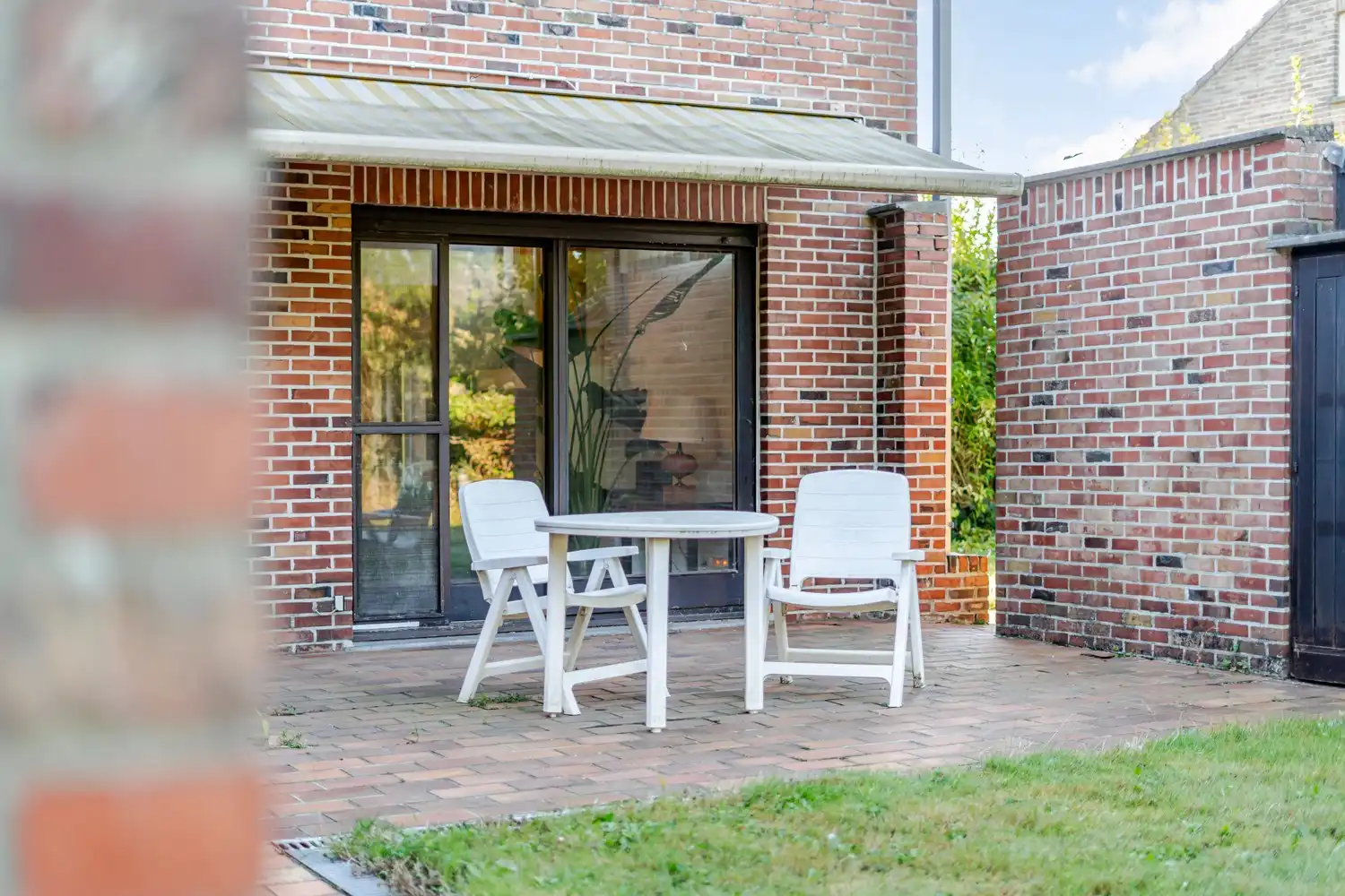 Modernistische, lichtrijke villa met 3 slaapkamers, kantoor en zuidgerichte tuin op toplocatie in groene rand rond Brussel! foto 19