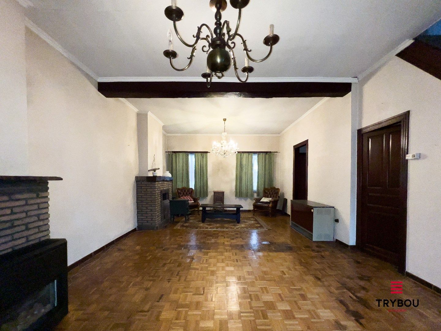 Te renoveren woning in centrum van Houthulst op perceel van 1042m² foto 6