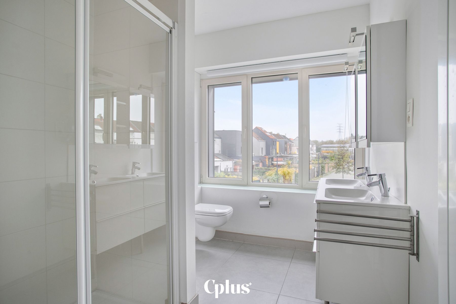 Ruim en lichtrijk appartement - te huur foto 8