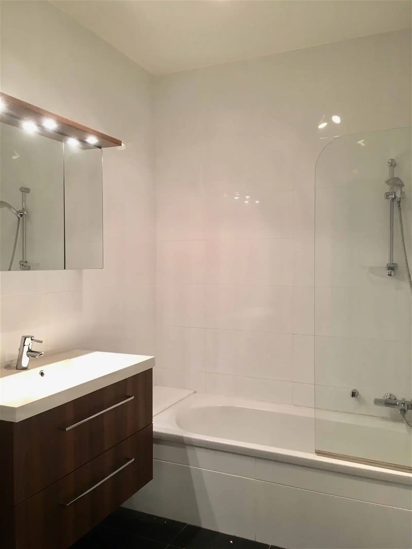 Appartement nabij centrum Aartselaar foto 4