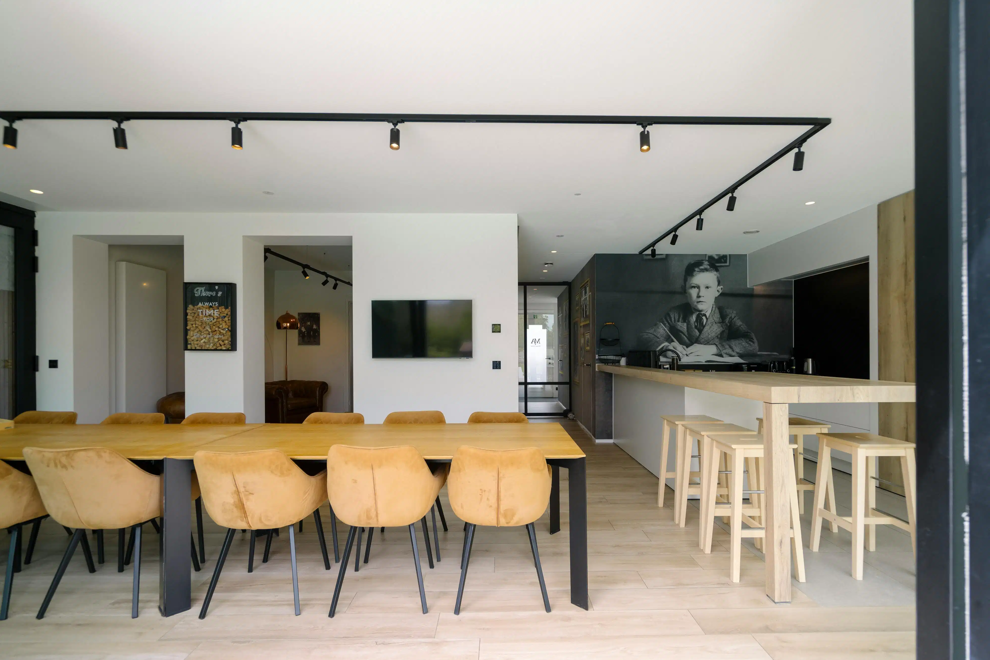 Exclusieve woning met zwembad in Lo-Reninge. foto 3