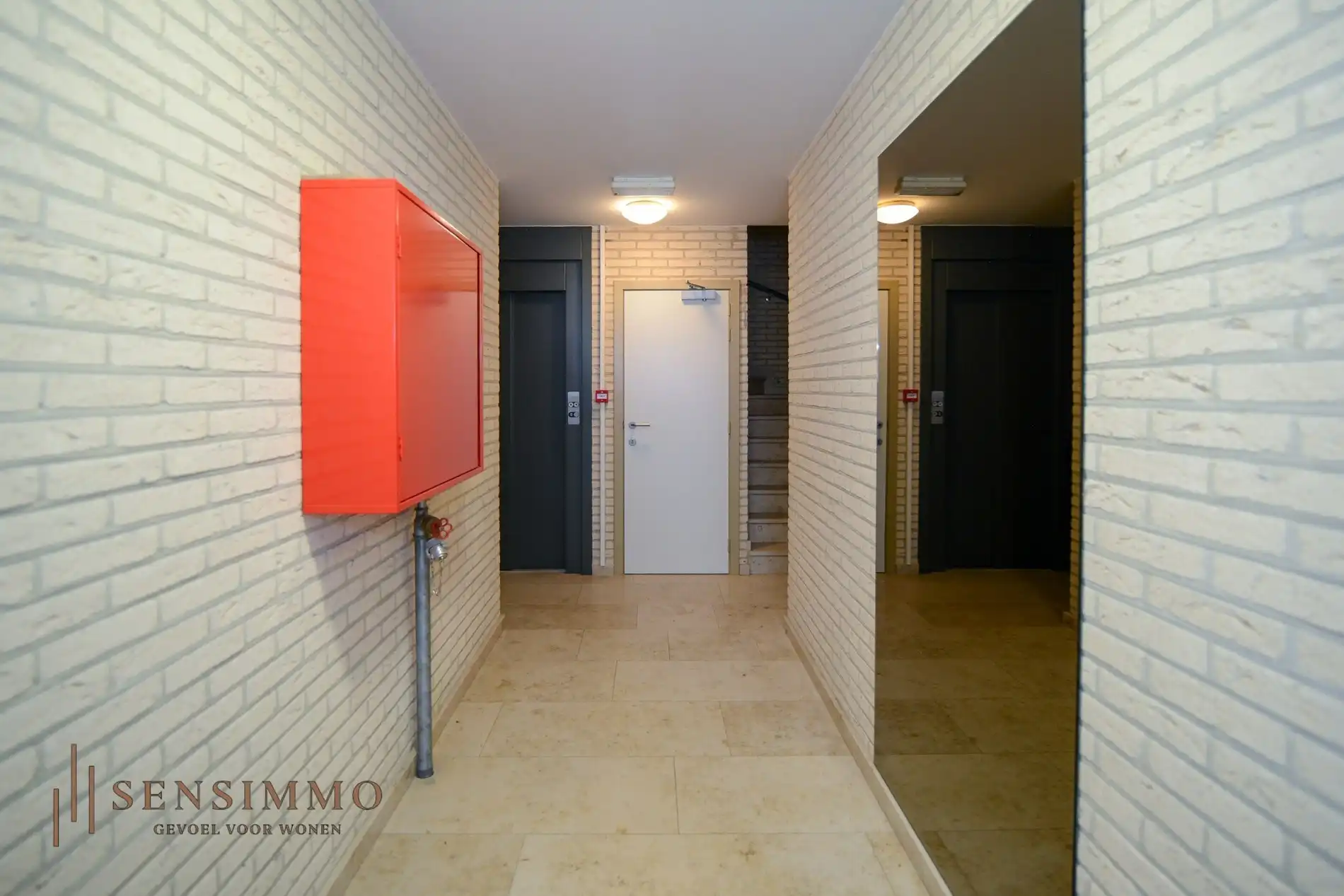 Modern tweeslaapkamers appartement met terras in Bilzen-Hoeselt  foto 19