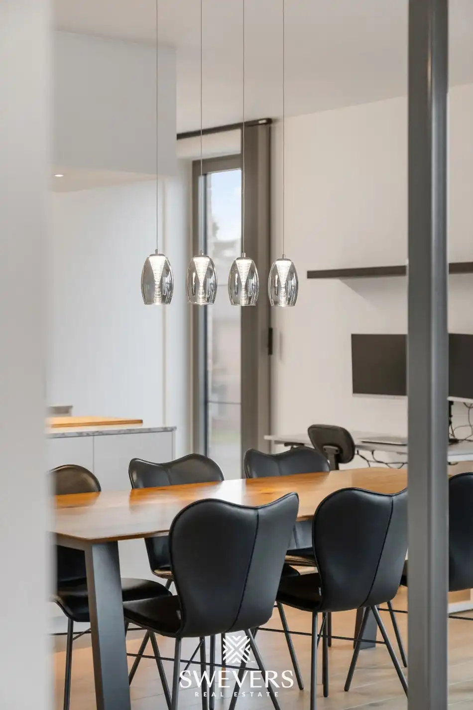 Trendy woning met 2 slpk, 2 bergingen en leuk terras (O) vlakbij centrum Zonhoven foto 8