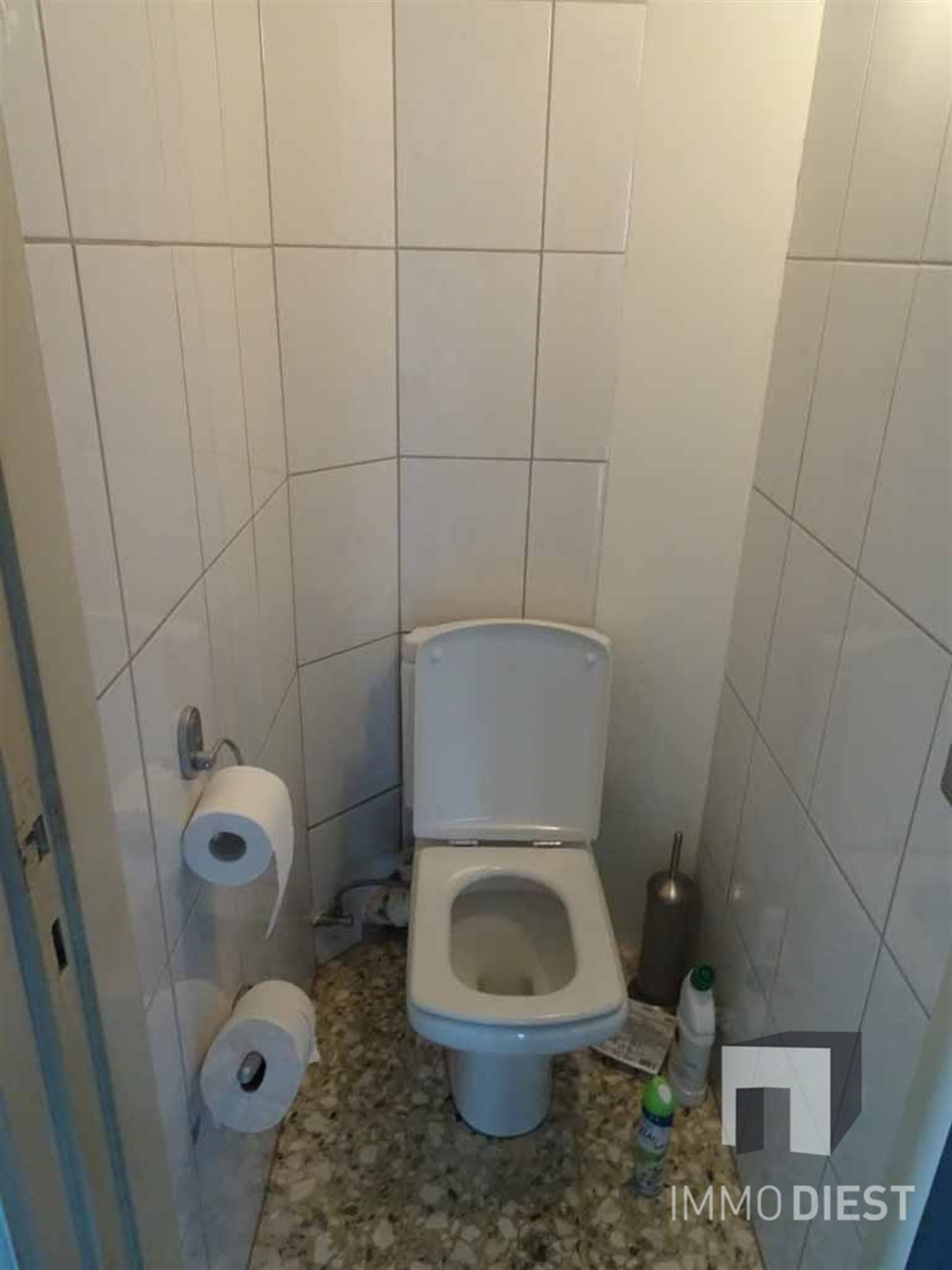 Zeer ruim appartement met 2 slaapkamers foto 8