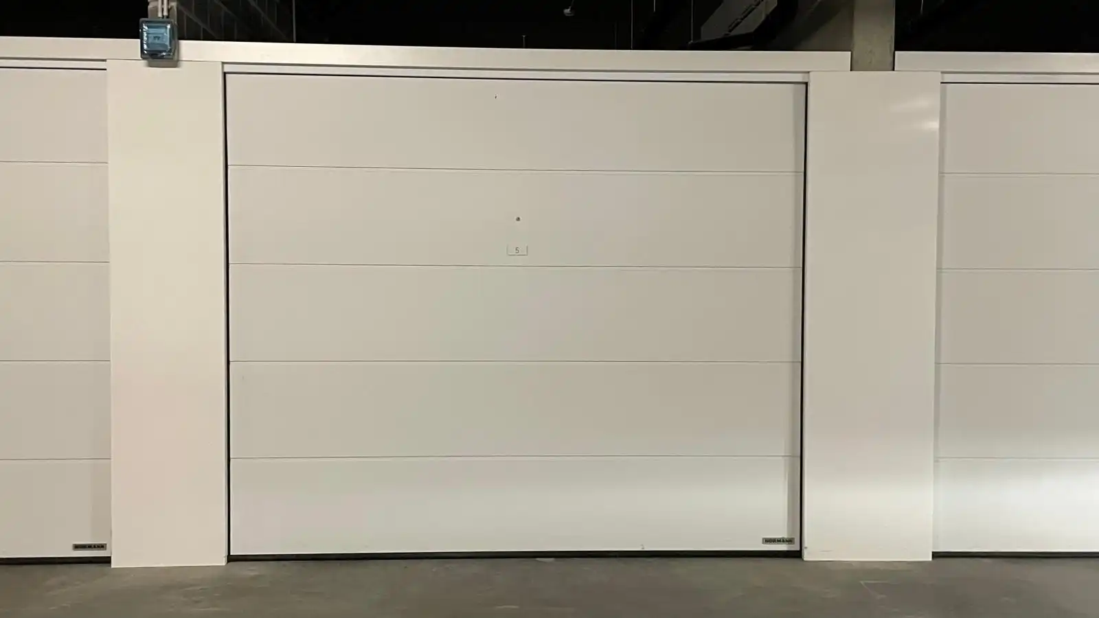 AFGESLOTEN GARAGEBOX TE KOOP IN SINT-IDESBALD foto 2