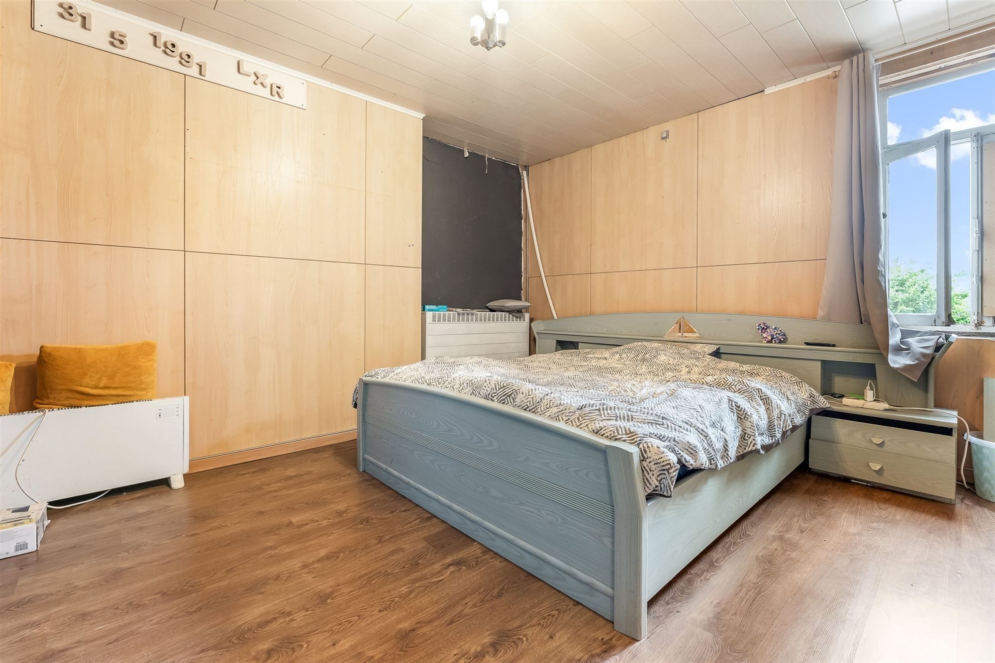 TE RENOVEREN WONING OP 12A86CA MET  RUSTIGE DOCH CENTRALE LIGGING IN STAL foto 10
