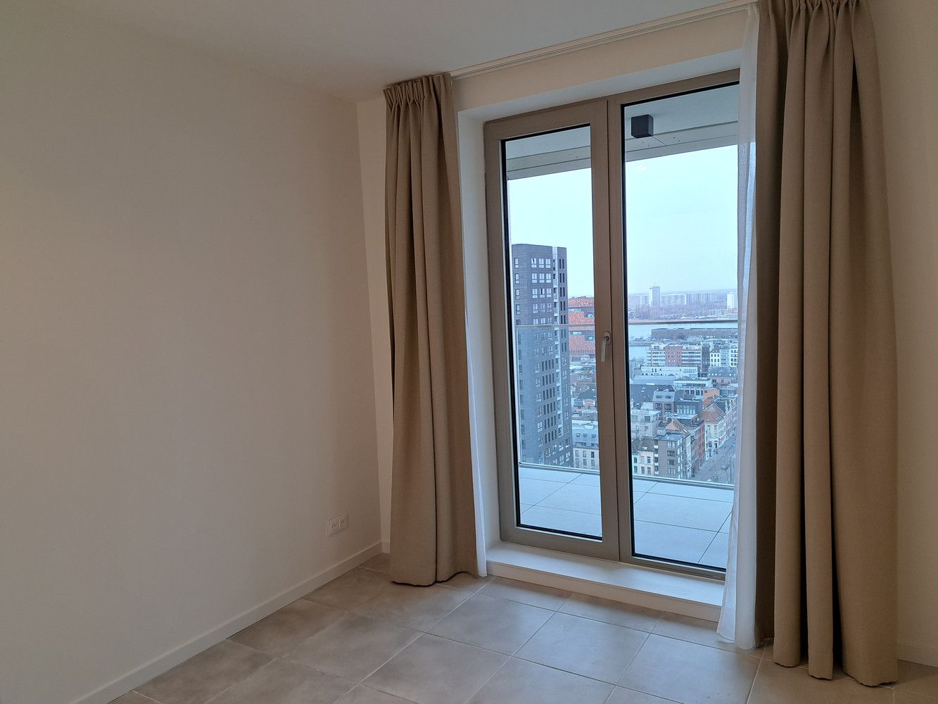 Appartement op het Eilandje met een uitzonderlijk zicht op de ganse stad foto 10