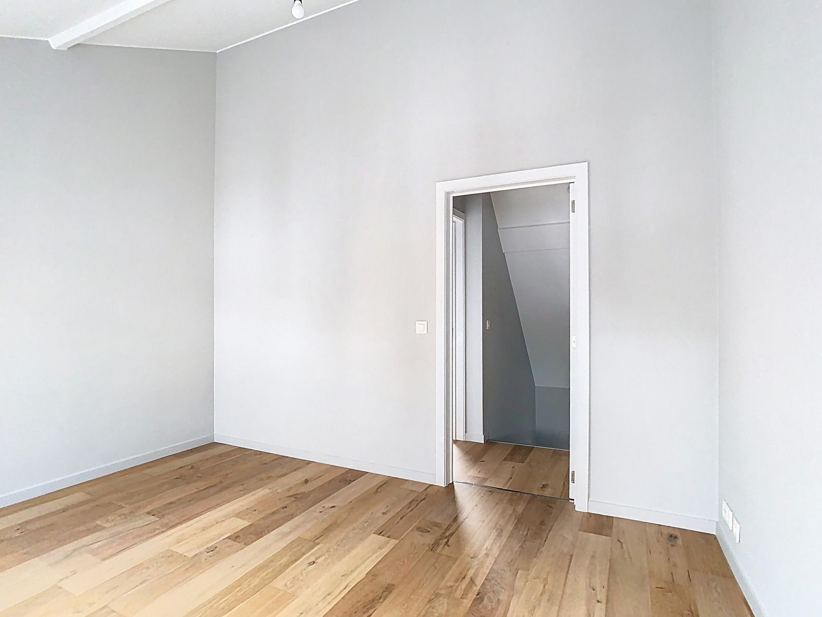 Instapklare woning met authentieke charme in hartje Aalst! foto 15