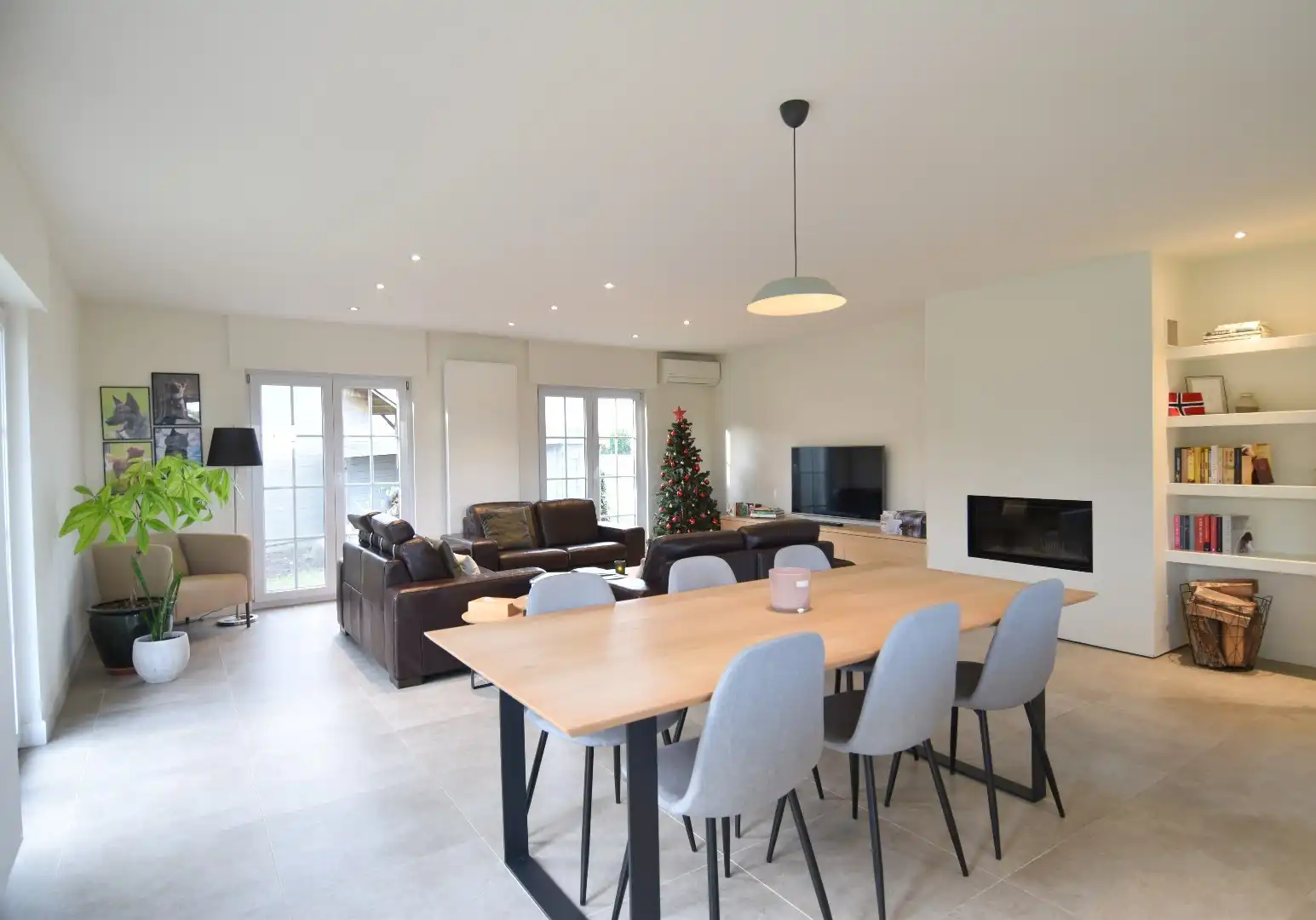 Landelijk gelegen vrijstaande woning met open zicht, verhuur voor korte termijn foto 2