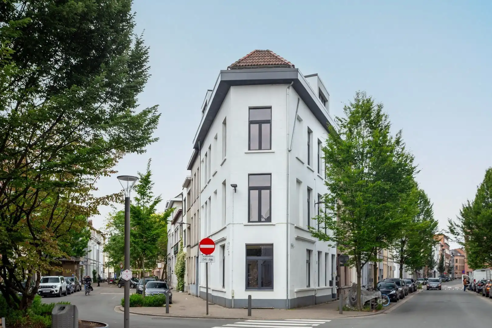 Instapklaar appartement op een zuchtje van Park Spoor Noord foto 18