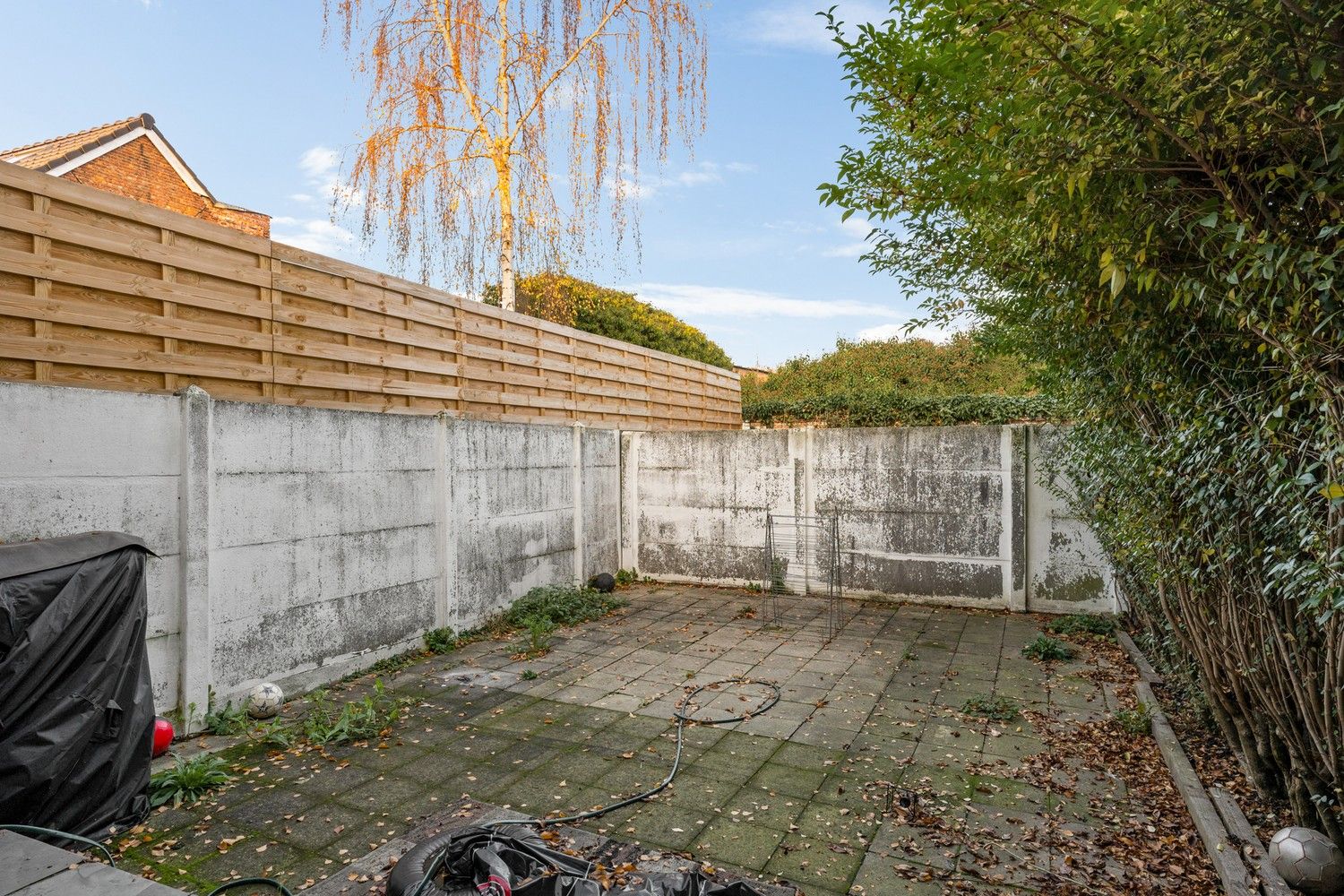 Huis met 3 slaapkamers en tuin te Deurne! foto 3