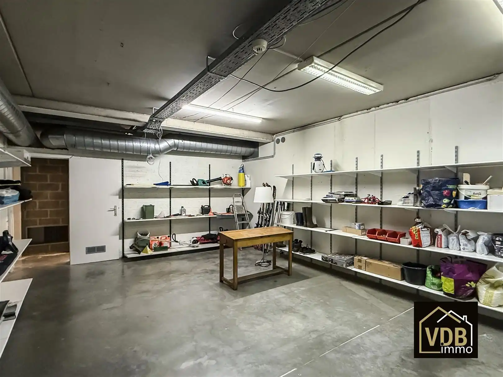 Commercieel pand op TOP locatie foto 43