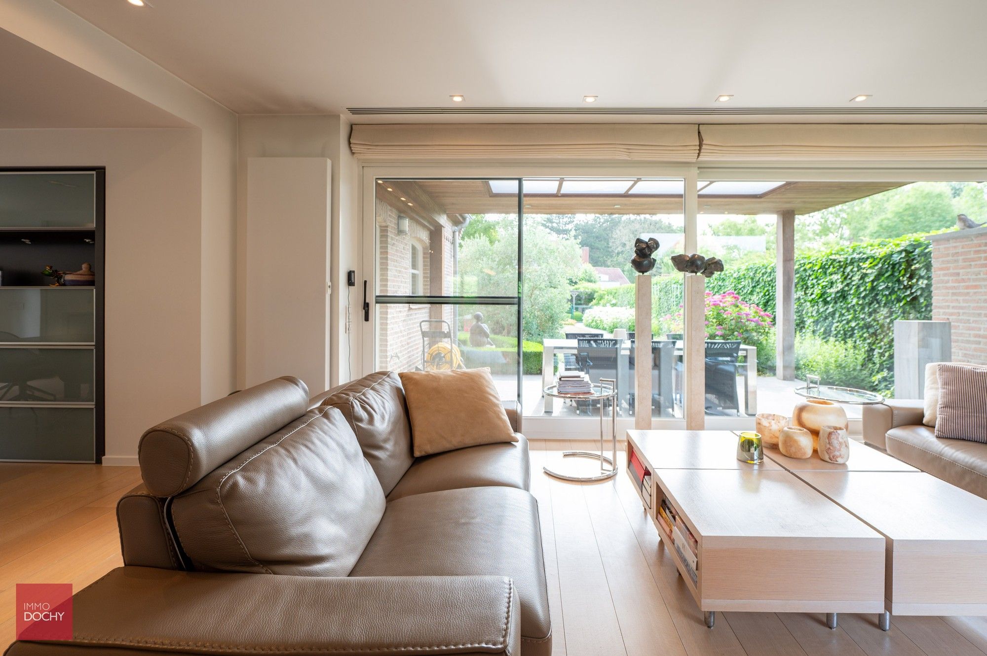 Verzorgde villa in doodlopende residentiële straat | centrum foto 6
