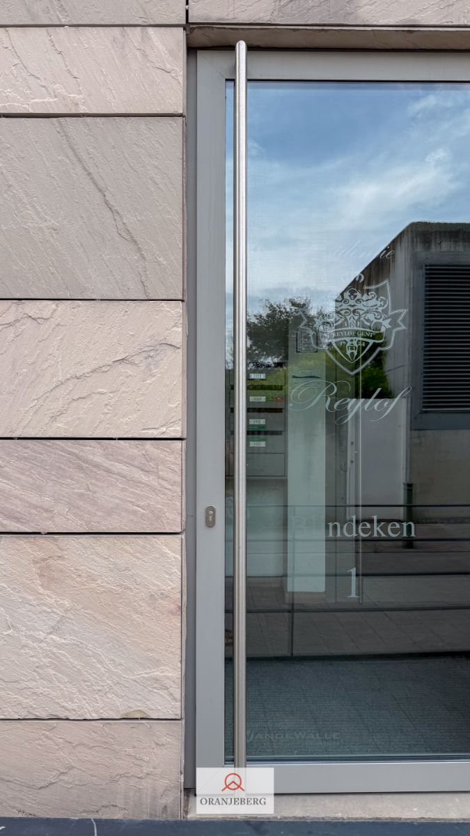 Modern gelijkvloers 2 slpk appartement met groot terras rustig gelegen in centrum Gent foto 39