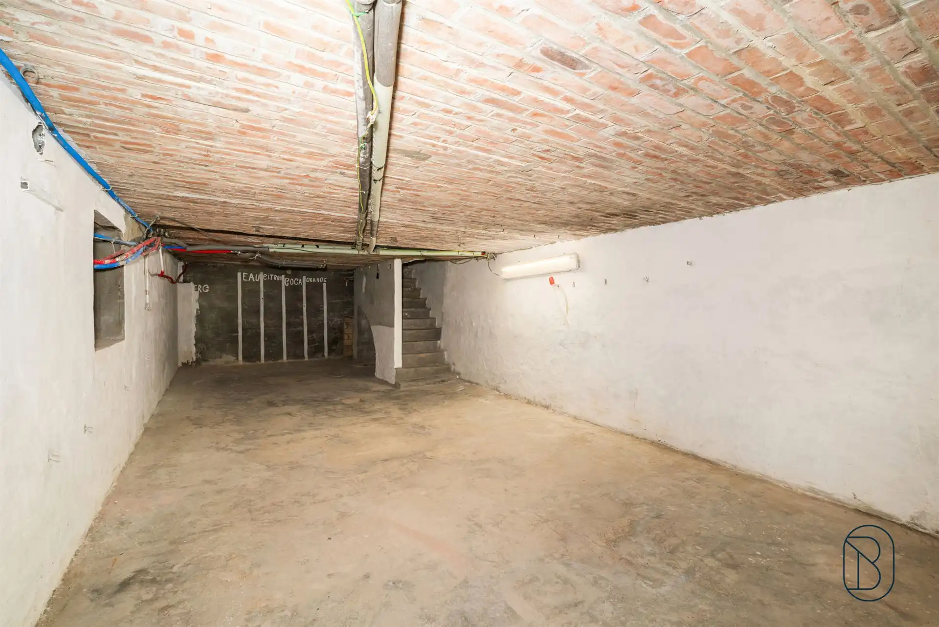 Instapklare woning met 5 slaapkamers en grote garage foto 20