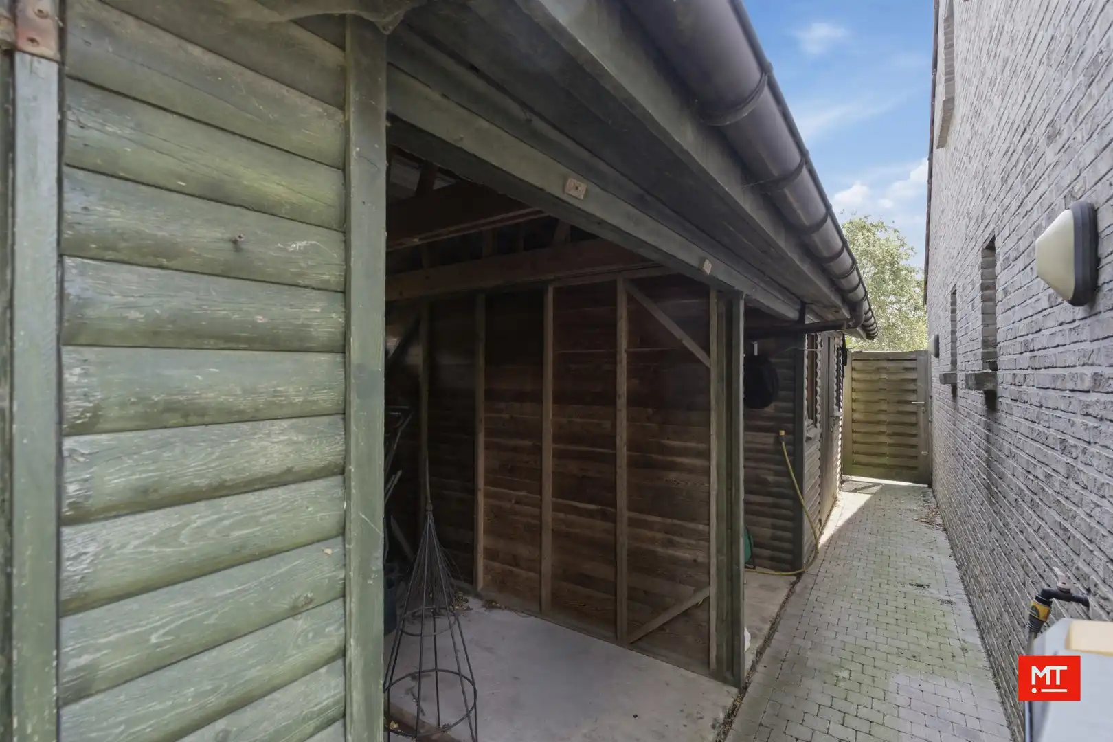 Alleenstaande woning met 4 slaapkamers, zonnige tuin en garage op de Molenhoek foto 23
