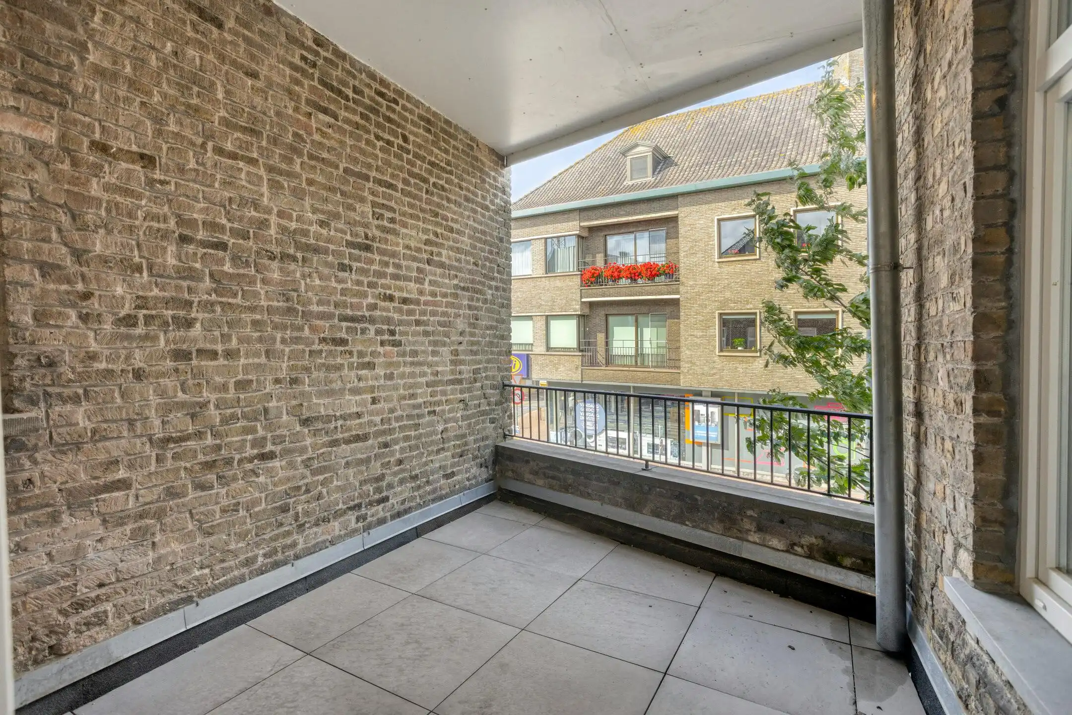 Appartement met één slaapkamer in het centrum van Veurne. foto 4