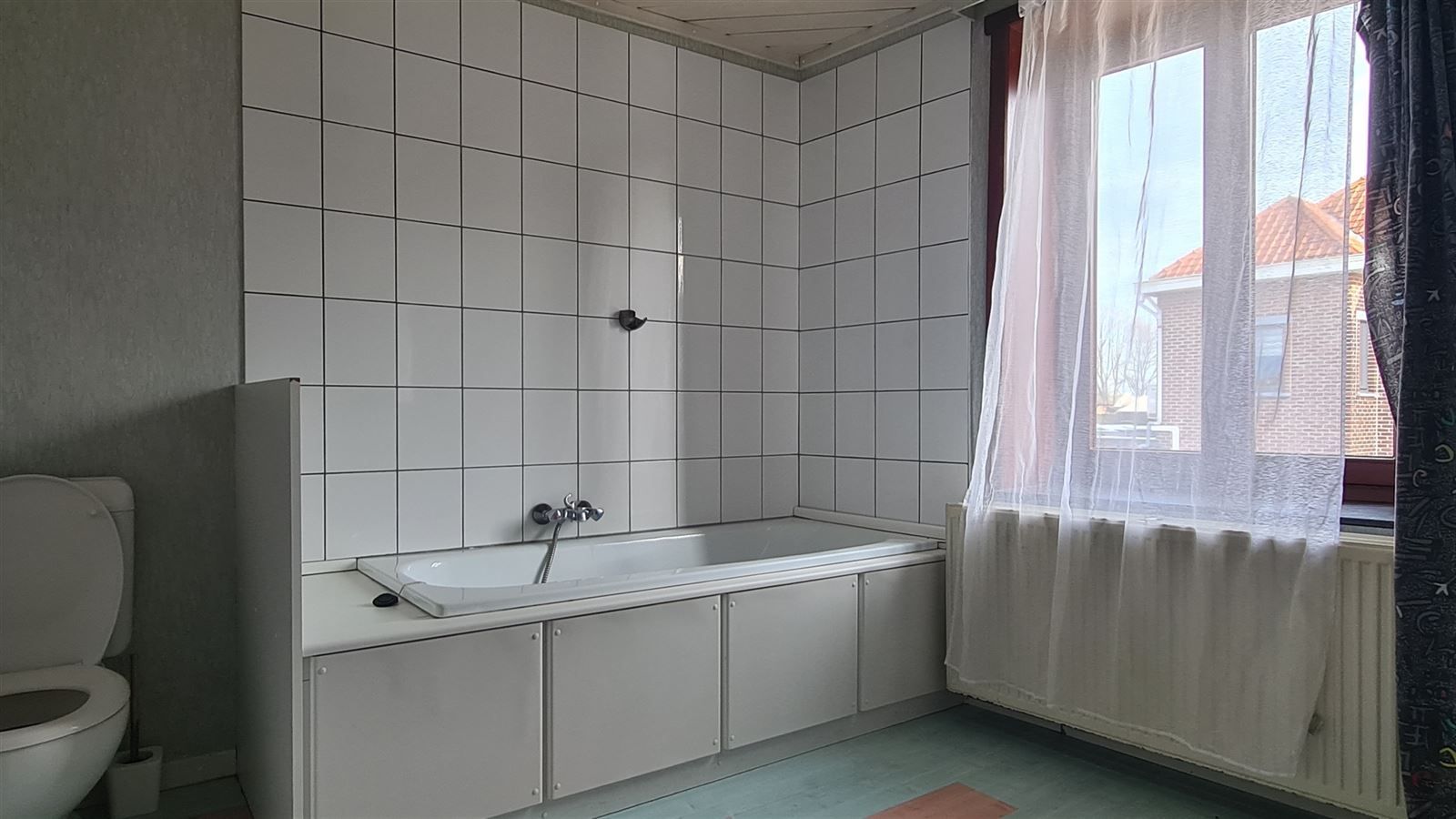 Te renoveren woning op centrale ligging foto 17