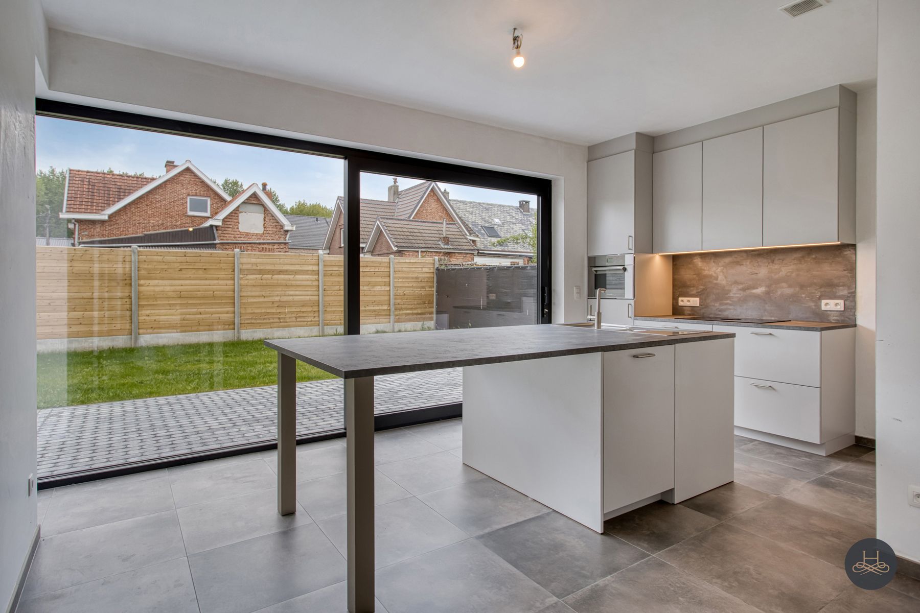 Lichtrijke, hoogwaardig afgewerkte BEN-woning op toplocatie foto 8