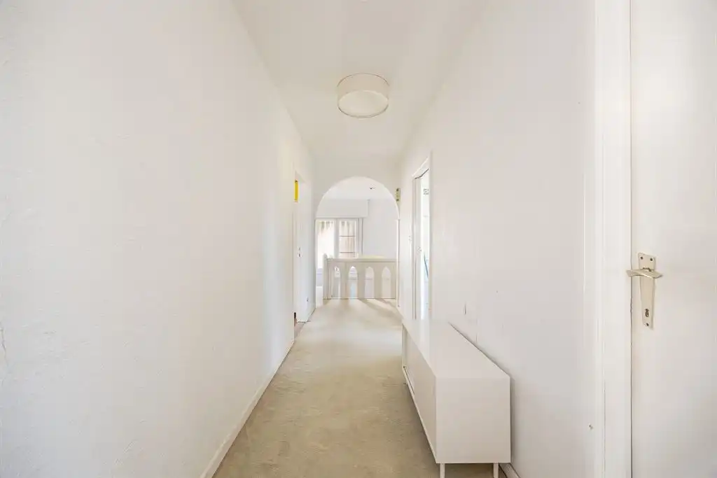 Instapklare villa met 4 à 5 slpk, tuin en EPC B  foto 19