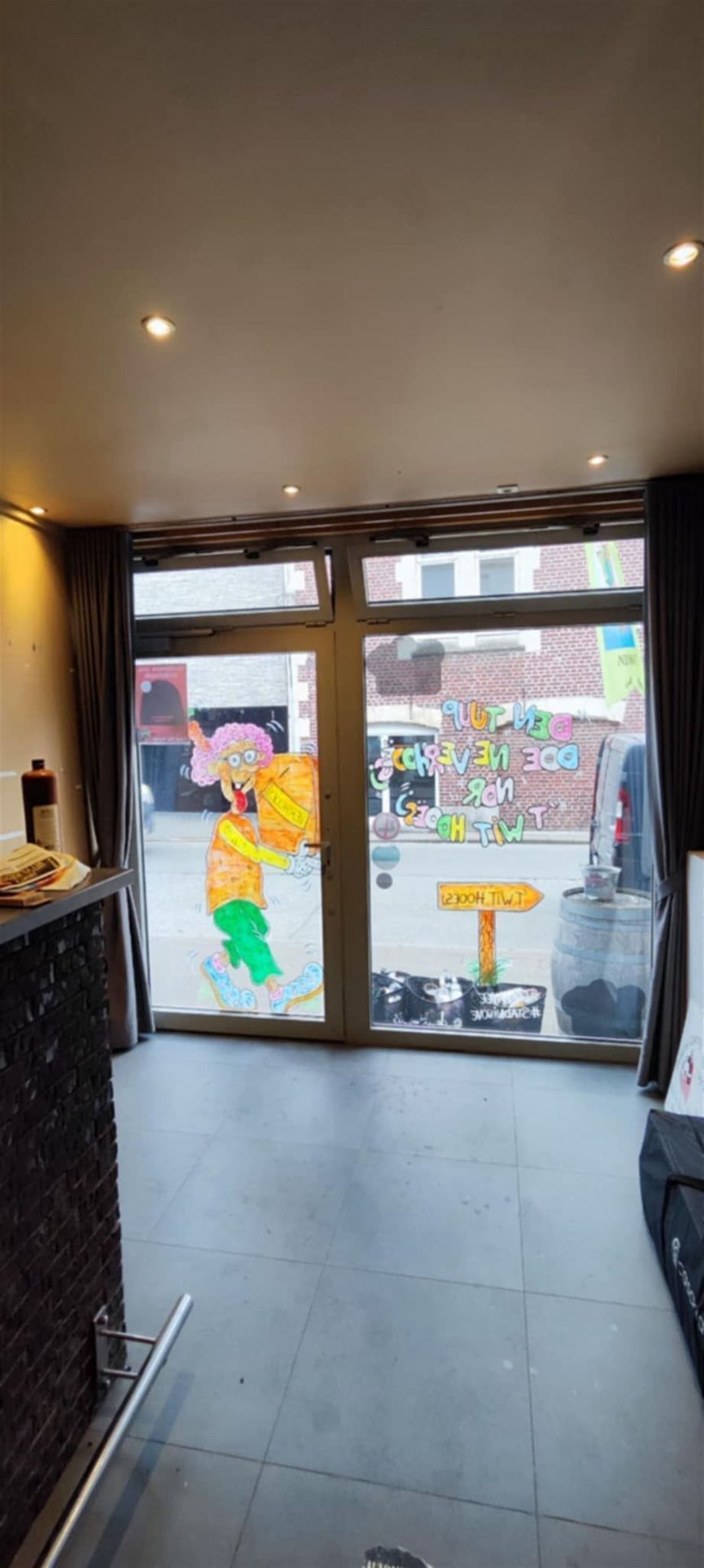 Goed gelegen Handelspand in centrum Meerbeke (Ninove) foto 6