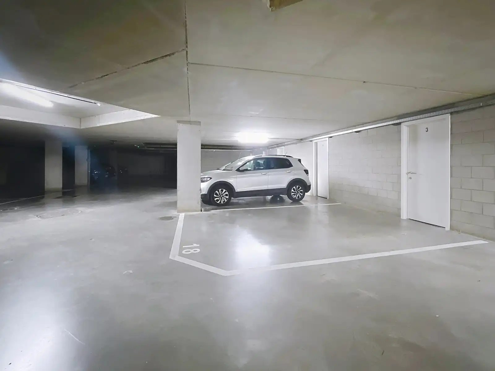 Ondergrondse staanplaatsen in het hart van Zoutleeuw! foto 7