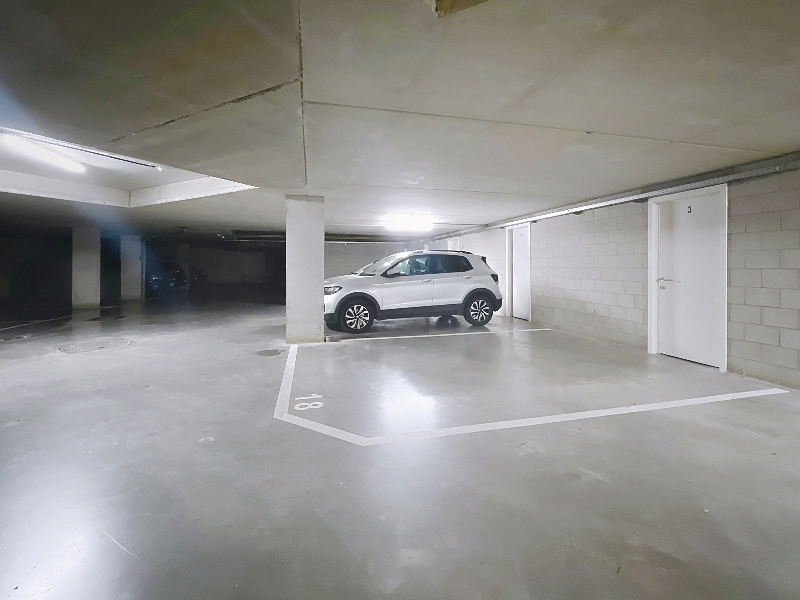 Ondergrondse staanplaatsen in het hart van Zoutleeuw! foto 8