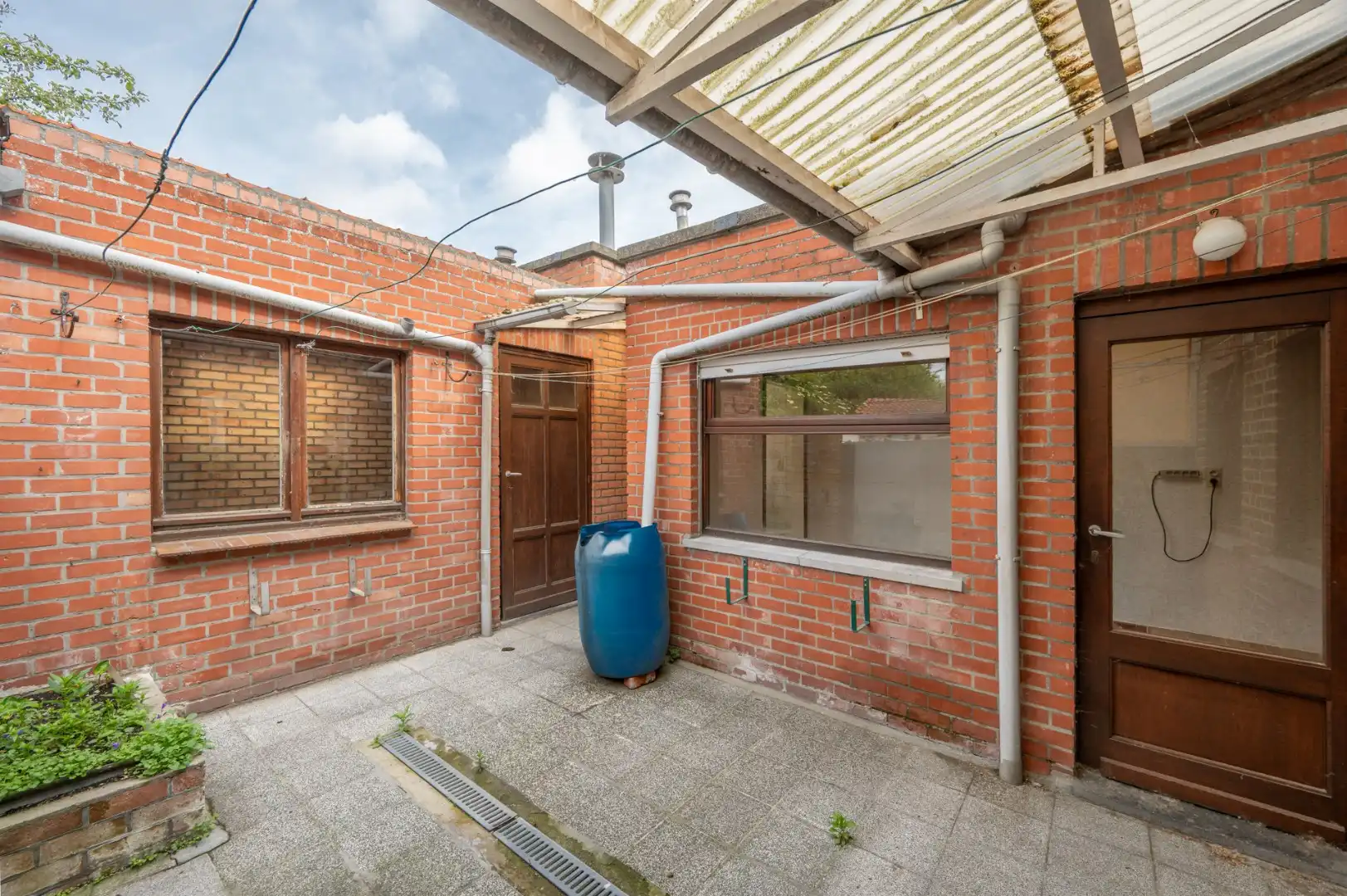 Karaktervolle Brugse woning met renovatiepotentieel vlakbij de Vesten foto 14