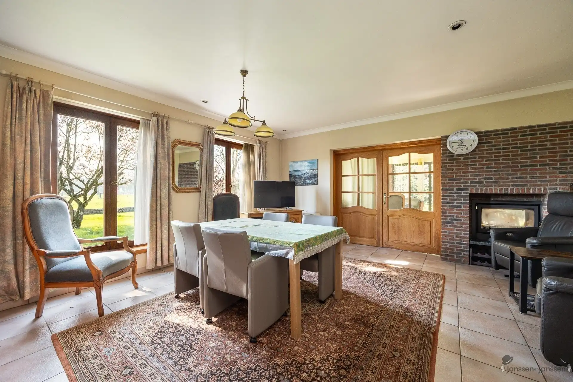 Charmant landhuis op perceel van 2230m² met prachtige vergezichten foto 4