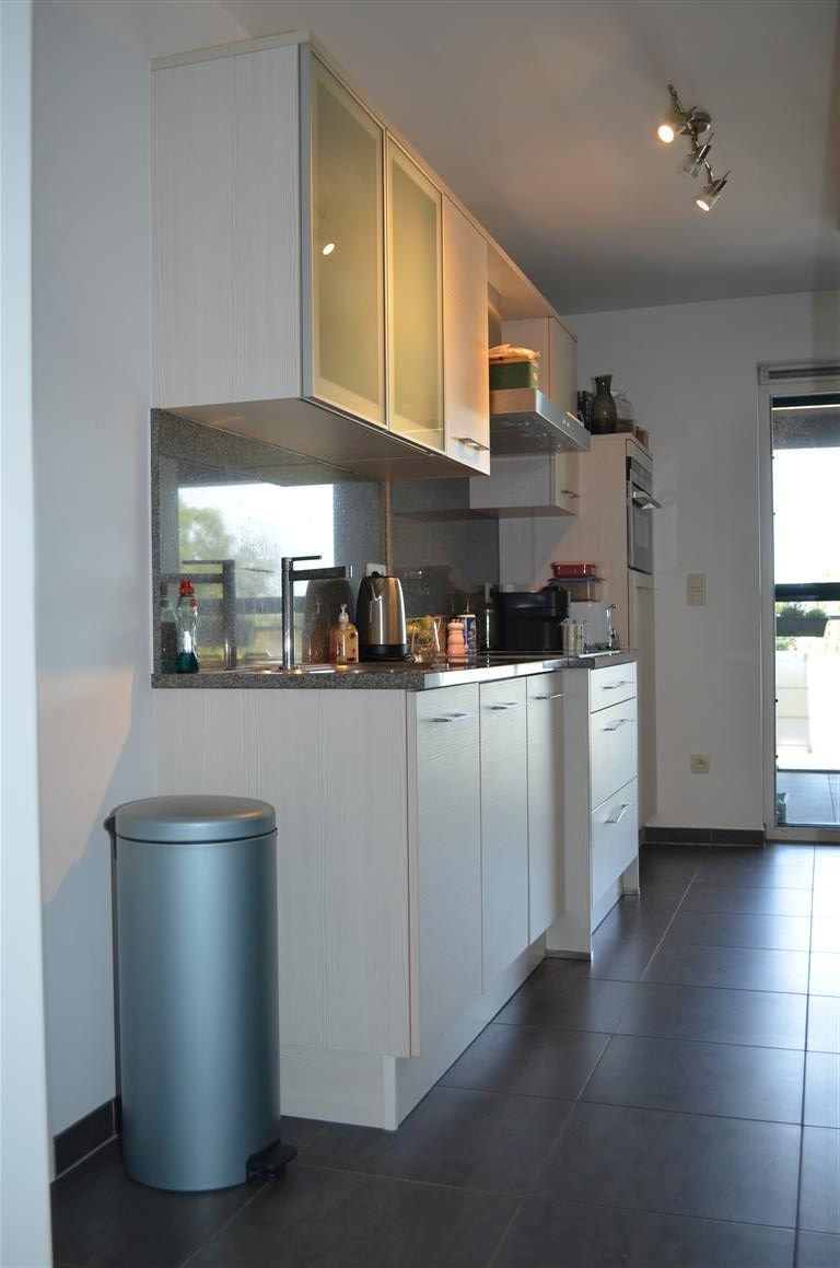 Appartement met twee slaapkamers, autostaanplaats en kelderberging in het centrum. foto 9