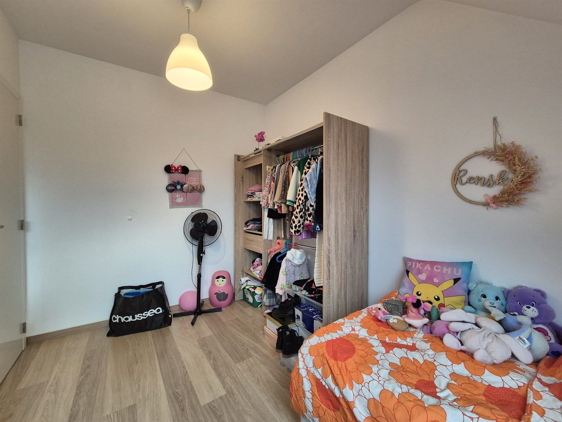 Gerenoveerde knusse rijwoning met tuin.  foto 20