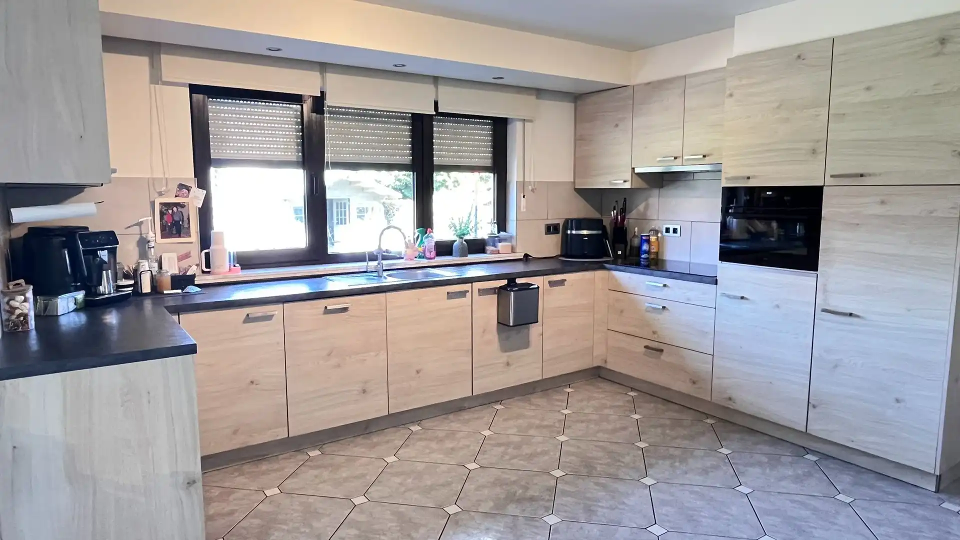 Vrijstaande woning met 4 slaapkamers en inpandige garage. foto 15